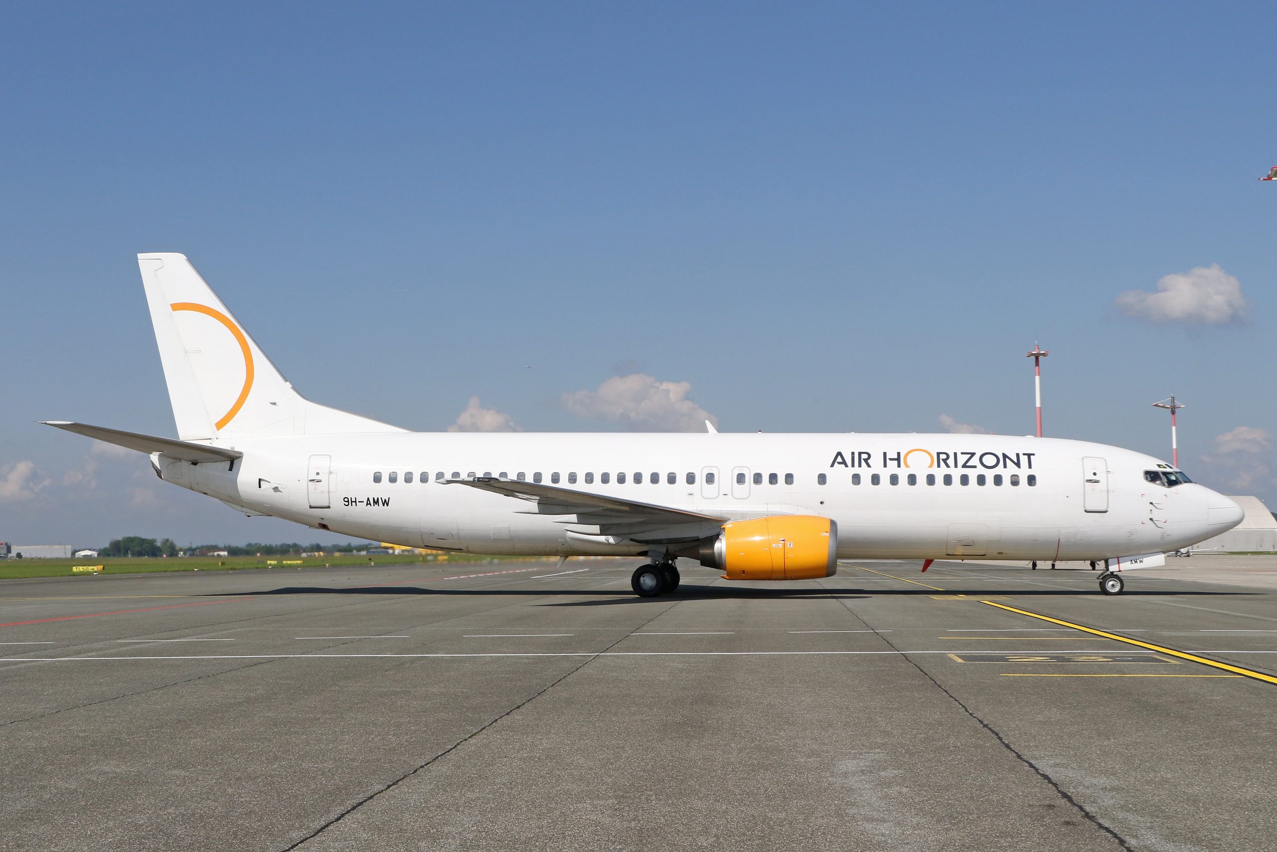 09MAY2024 HAT B734 9H-AMW (3a) 133A4843-min